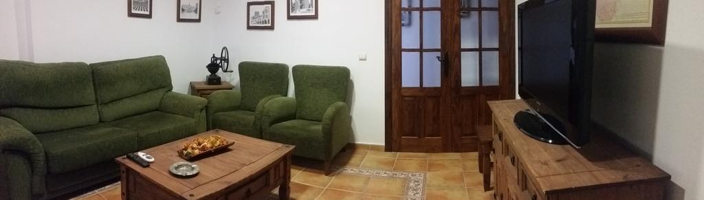 Hostal Rural La Casa Verde Cheles Exterior foto